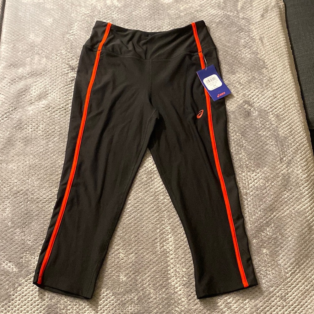 Asics Black/Red Gym Leggings. Size Medium.